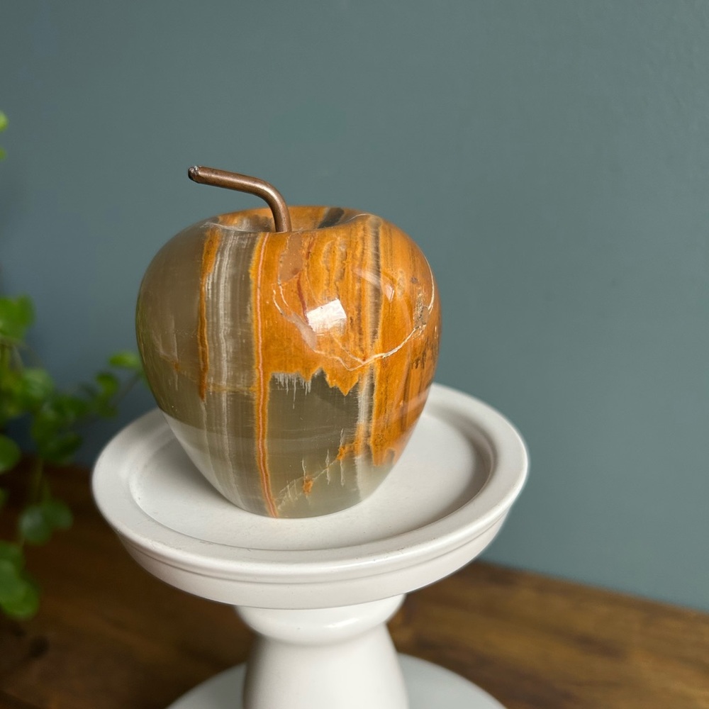 Onyx Apple Paperweight Decor